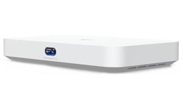 Ubiquiti UniFi Cloud Gateway Fiber - usmerjevalnik, polni operacijski sistem UniFi, IDS/IPS, 5x 2,5GbE, 2x SFP+, reža NVMe SSD, 1x PoE+ (30W)