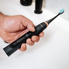 Concept Sonična zobna ščetka s potovalnim kovčkom Perfect Smile črna ZK7011