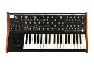 shumee MOOG SUBsequent 37 - analogni sintetizator