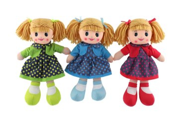 Teddies Košarasta lutka 30 cm mešane barve v vrečki