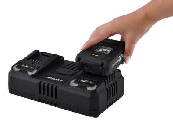 Dvojni hitri polnilnik Iskra IEX-DFC-2020