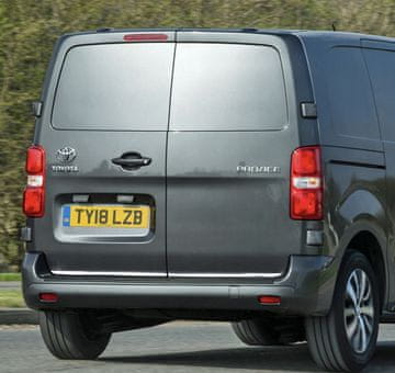 shumee Toyota Proace - KROMIRANE LESTVICE POKROVA MOTORJA