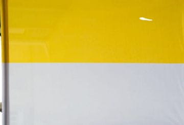 shumee Cerkvena zastava 112x75 rumena in bela