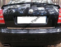 shumee Škoda OCTAVIA II HB limuzina - KROMIRANA LESTVICA NA POKROVU