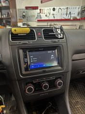 shumee 2 DIN okvir za radio VW Golf, Jetta, Passat, T5, T6, Seat, Škoda Octavia II - črn