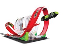 BBurago - GoGEARS EXTREME, komplet za zanko - Hyper6 zanka in proga za izstrelitev z dvema avtomobiloma