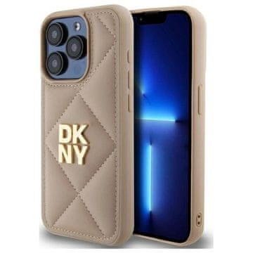 slomart Etui DKNY Quilted Stack Logo za iPhone 15 Pro - bež