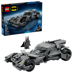 LEGO Super Heroes 76331 Batman proti Supermanu Batmobile™