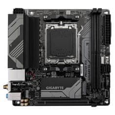 Gigabyte Gigabyte A620I AX 1.0 Družina procesorjev AMD Podnožje procesorja AM5 Podprti pomnilnik DDR5 DIMM Podprti vmesniki trdega diska SATA, M.2 Število SATA priključkov 2