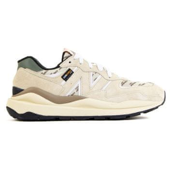 New Balance Čevlji 40.5 EU 5740