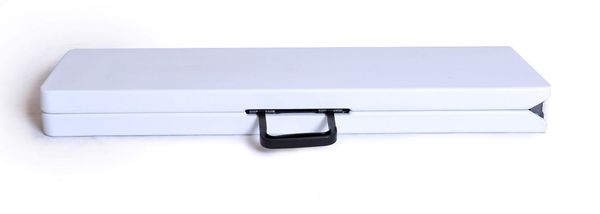 Zložljiva zasnova z ročajem za prenašanje