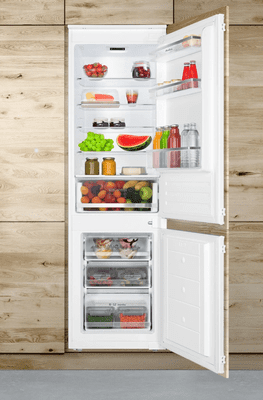 Notranjost hladilnika Amica