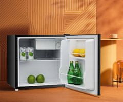 Manta MM515PBK mini hladilnik, 46L, črn