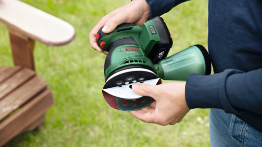 Mikrofiltrska posoda za prah na brusilniku Bosch