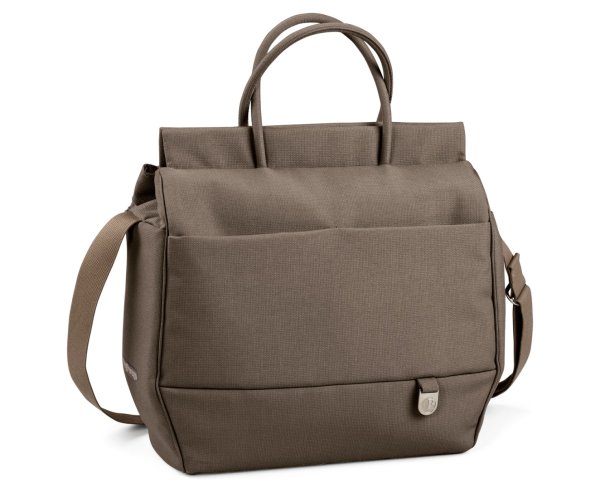 Eleganca in funkcionalnost za aktivne starše