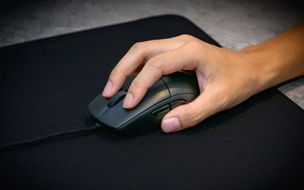 Igralna miška Corsair M55