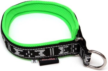 Manmat Oblazinjen najlonski ovratnik - zelen 52 cm