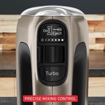 Ergonomski ročaj in turbo funkcija