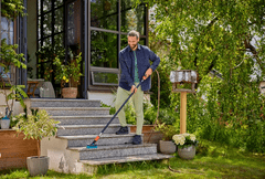 Gardena Cleansystem držalo M, s pretokom vode, 150 cm (18802-20)