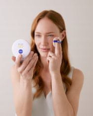 Nivea Nivea Cellular 3v1 kremasta podlaga proti gubam v obliki blazinice 02, 15 g