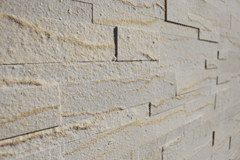 ALFISTYLE ALFIstick 3D samolepilni kamniti oblog ESP011 — rumeni naravni marmor, paket (0,9 m²)