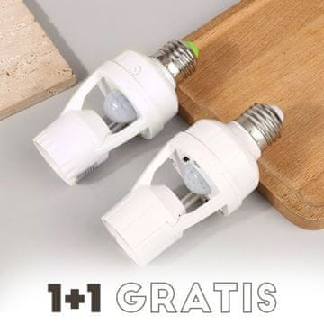 Netscroll 2x Adapter za žarnico E27 s PIR senzorjem gibanja, pametni nastavek za žarnico, avtomatski vklop/izklop, uporaba v garaži, kleti, hodniku, Bulb