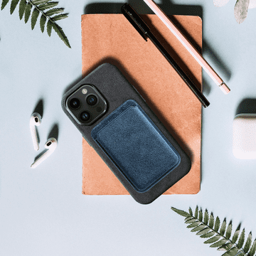 Infostyle Magnetna denarnica "Alcane MagPocket" za iPhone s tehnologijo MagSafe Temno modra