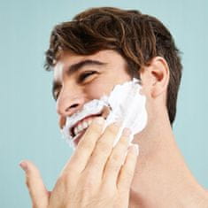 BEIERSDORF nivea Fresh Kick pena za britje 200 ml