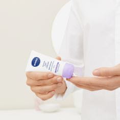 BEIERSDORF nivea 24-urna vlažilna pomirjujoča dnevna krema SPF 15 50 ml