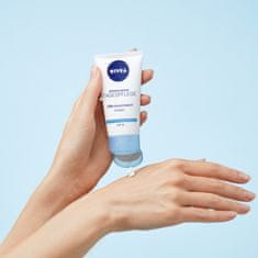 BEIERSDORF nivea 24H vlažilna osvežilna dnevna krema SPF 15 50 ml