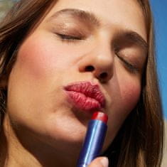 BEIERSDORF nivea Caring Beauty 3v1 rdeč balzam za ustnice 4