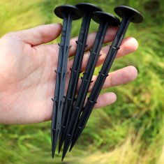 Žebljički za agrotekstil 16 cm črne barve - pakiranje 50 kosov