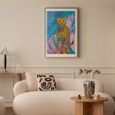 Artgeist Eksotični leopardji plakat - barvit portret geparda na ozadju tropskih listov