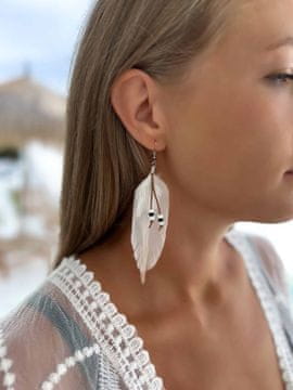 shumee Uhani iz perja v boho stilu, beli