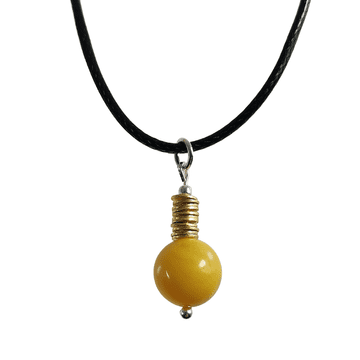 shumee Ogrlica na vrvici z obeskom iz mlečnega jantarja - Baltic Amber Collier