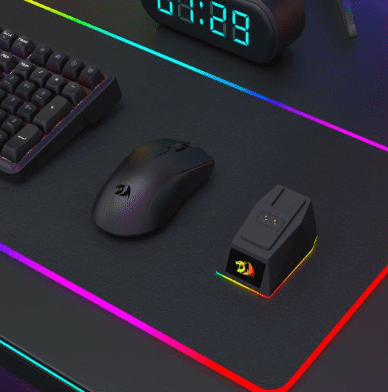 Funkcionalen dizajn z RGB osvetlitvijo