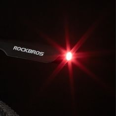 ROCKBROS Zadnji blatnik za kolo z rdečo LED lučko - črn