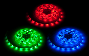 slomart Vipow LED svetlobni trak 5m, 150x 5050 SMD LED, z napajalnikom in kontrolerjem