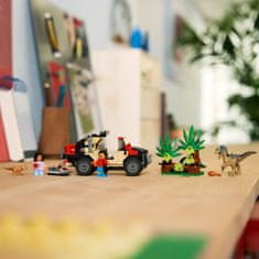 slomart LEGO Jurassic World 76972 Bežanje pred raptorjem z terenskim vozilom