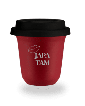 shumee 240 ml rdeč vrček "Japa tam" s črnim pokrovom