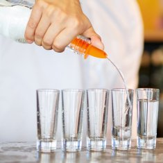 Northix Dozirnik za steklenice fleksibilni točilnik 6 kos.