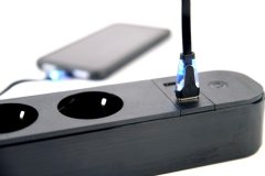Gembird Gembird SPG-6-USB-C-B pametna napajalna letev 4xDE, 2xUSB-A, 1xUSB-C, črna
