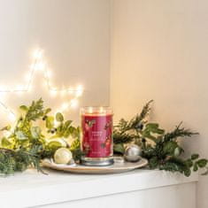 Yankee Candle Venec iz rdečega jabolka - Yankee Candle Signature - Sveča v kozarcu z dvema stenjema