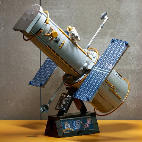 Ikonični model vesoljskega teleskopa Hubble