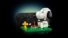 LEGO 21368 Peanuts: Snoopyjeva pasja uta
