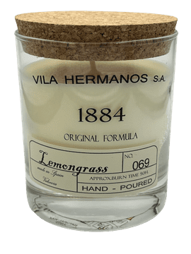 VILA Limonska trava - Vila Hermanos - dišeča sveča 190 g s škatlico - serija 1884
