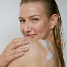 BEIERSDORF nivea gel za prhanje z limonino travo in oljem 500 ml