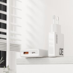 DUDAO STENSKI POLNILEC GAN 30W USB-A USB-C Z USB-C LIGHTNING KABLOM BEL