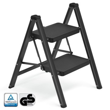 Songmics Zložljiv stopničasti stol 55x434x618 cm črne barve