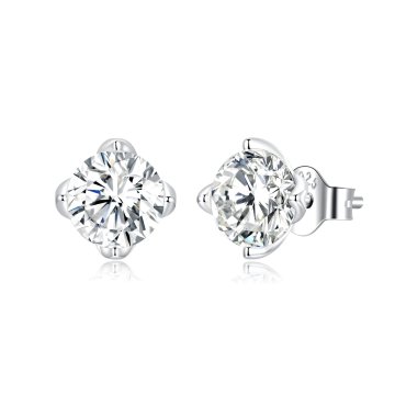 shumee Srebrni uhani Moissanity 0,5 ct, 925 srebro
